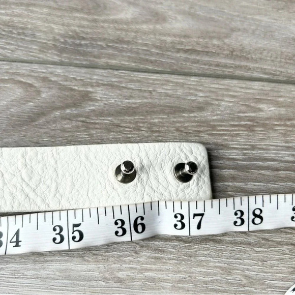 Vintage White Italian Leather Belt Made in Canada main image 4